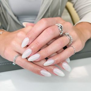 The difference between Brow Lamination and Henna Brows